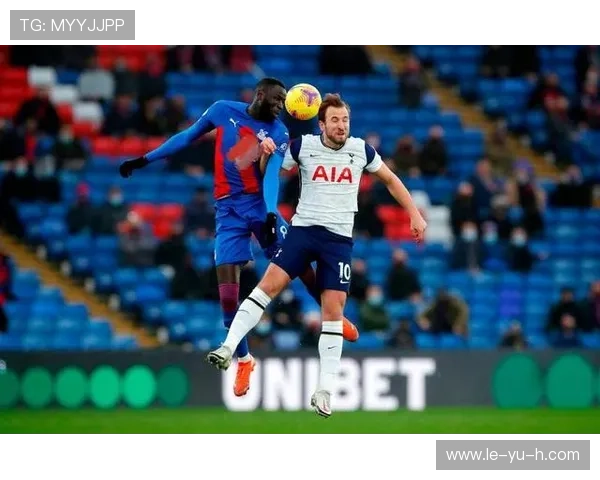 滕哈赫战术优势解析：高压逼抢与体系化控球