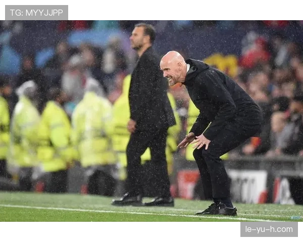 贝西克塔斯球员发挥抢眼，球队状态回升重返胜利之路