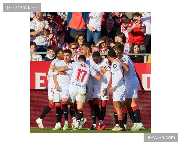 塞维利亚新援正式加盟，阵容实力升级，力争下赛季取得更佳成绩