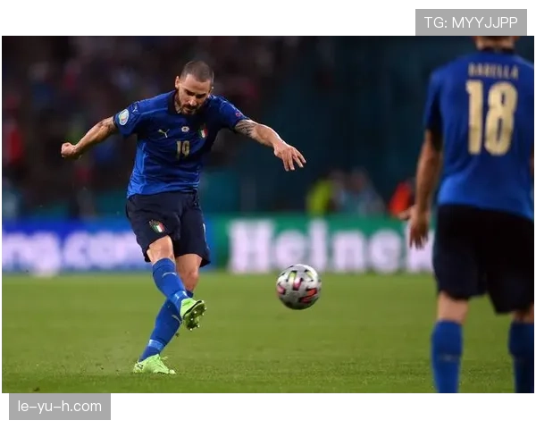 苏亚雷斯状态火热，强势进攻助球队剑指胜利