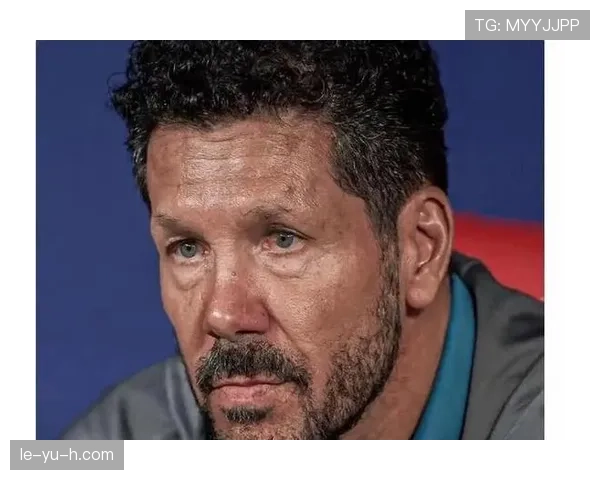 奥布拉克在西蒙尼时代的表现与角色解析 奥布拉克在西蒙尼时代的表现与角色解析