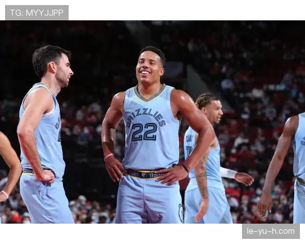 德斯蒙德·班恩三分命中率提升拉开对手防线效率明显